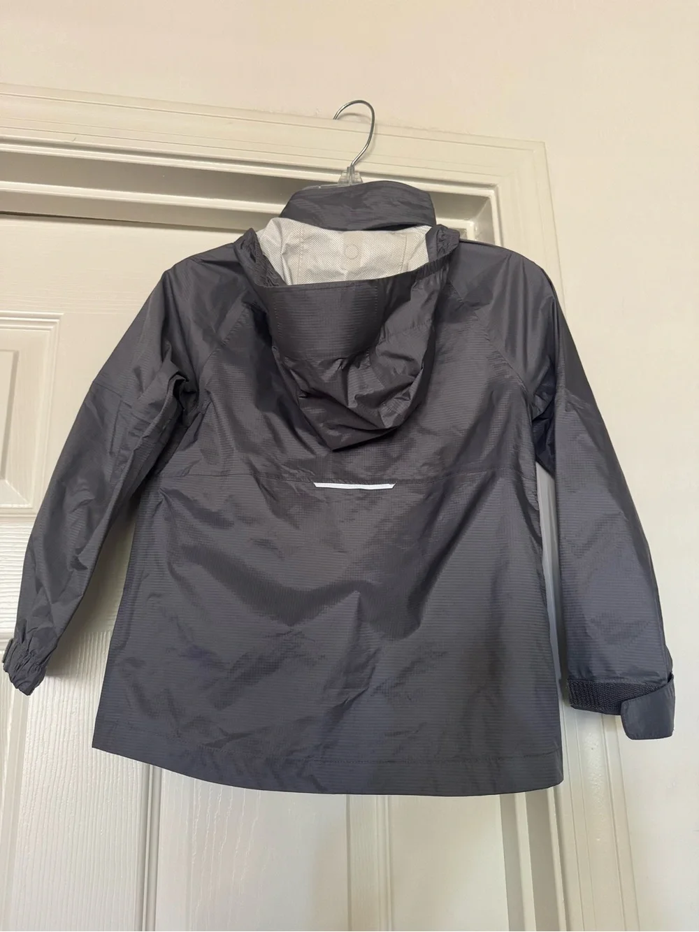 REI Kids Jacket Ski Shell Xxs 4-5 Gray Windproof, Waterproof, Hooded, Pockets